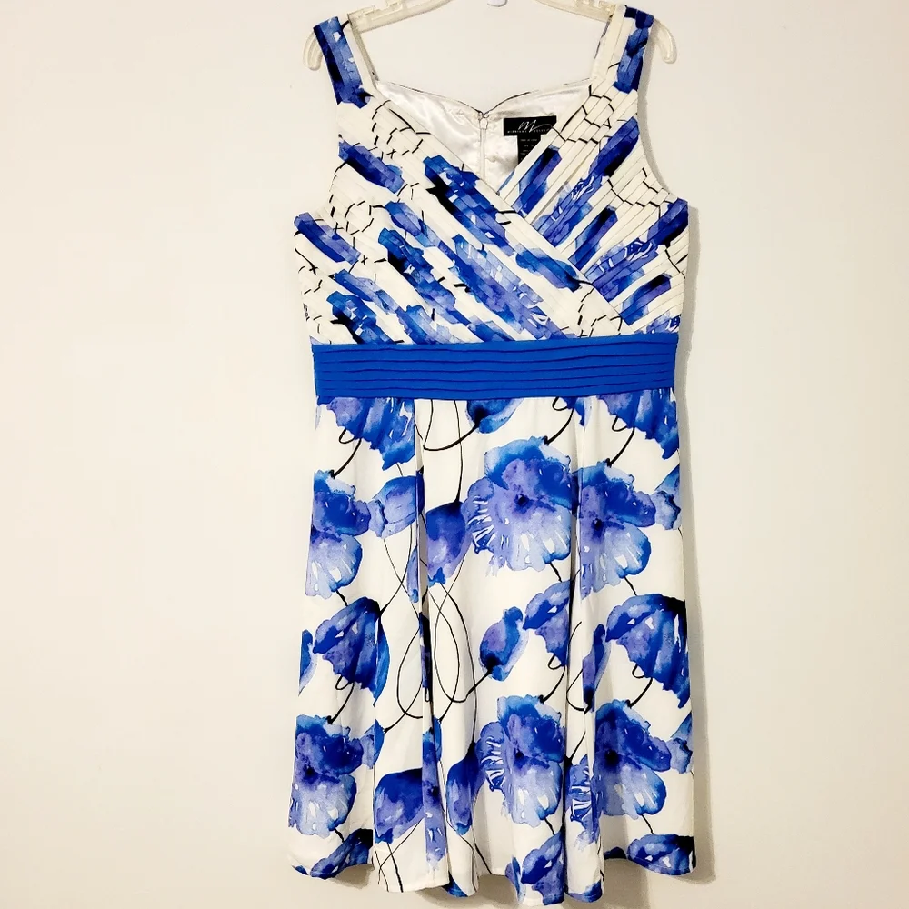 Midnight Velvet Blue/White/Purple Floral Print Surplice Pleated Fit & Flare Sz10 - Picture 1 of 9